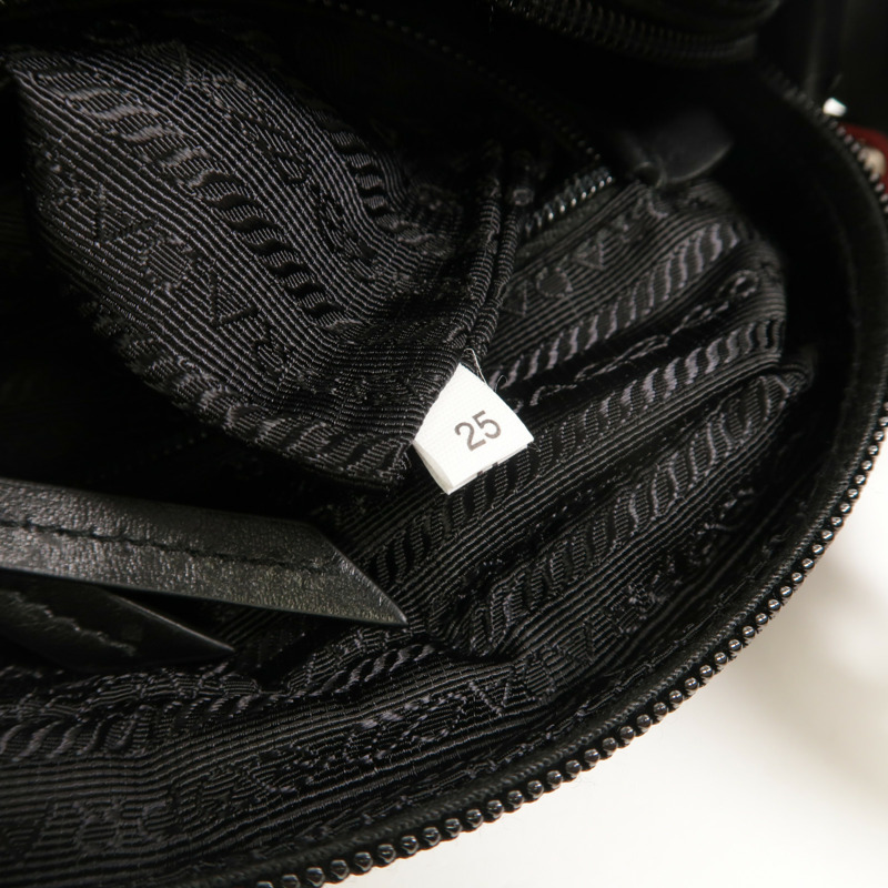 PRADA 尼龍New Vela Shoulder Bag肩背袋-6