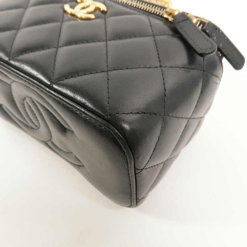 CHANEL 羊皮皮革Vanity Case鏈帶肩背袋-10