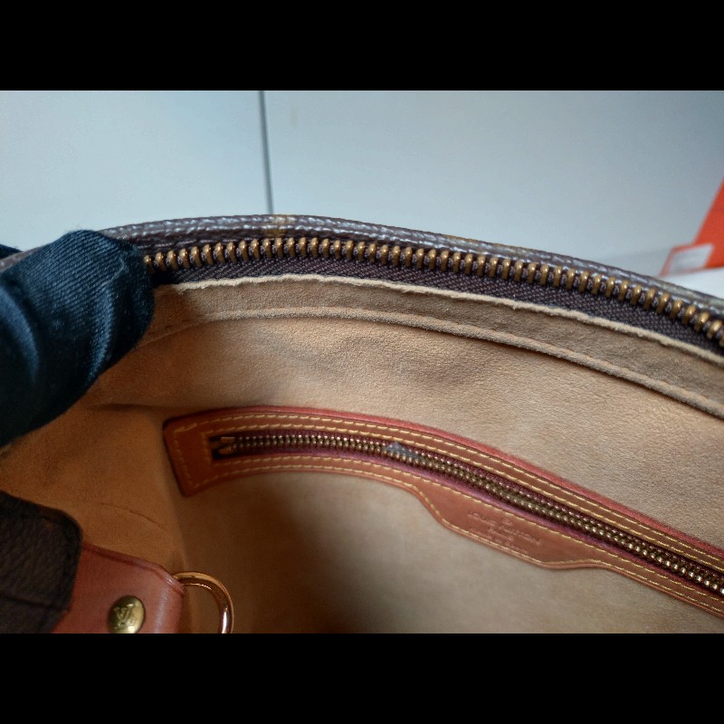 LV 單把老花肩側hobo包 looping 28-31