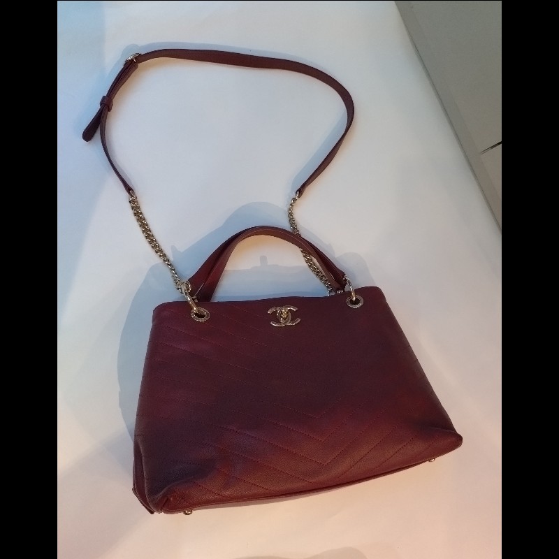 Chanel 淡金鍊酒紅皮V格兩用梯形tote 包-2