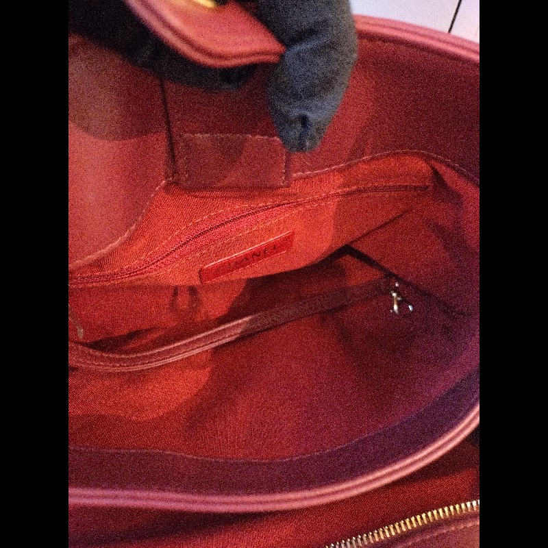 Chanel 淡金鍊酒紅皮V格兩用梯形tote 包-11