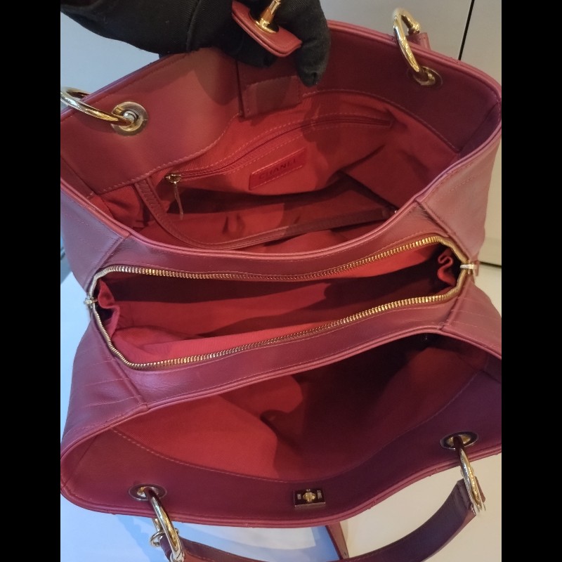 Chanel 淡金鍊酒紅皮V格兩用梯形tote 包-14
