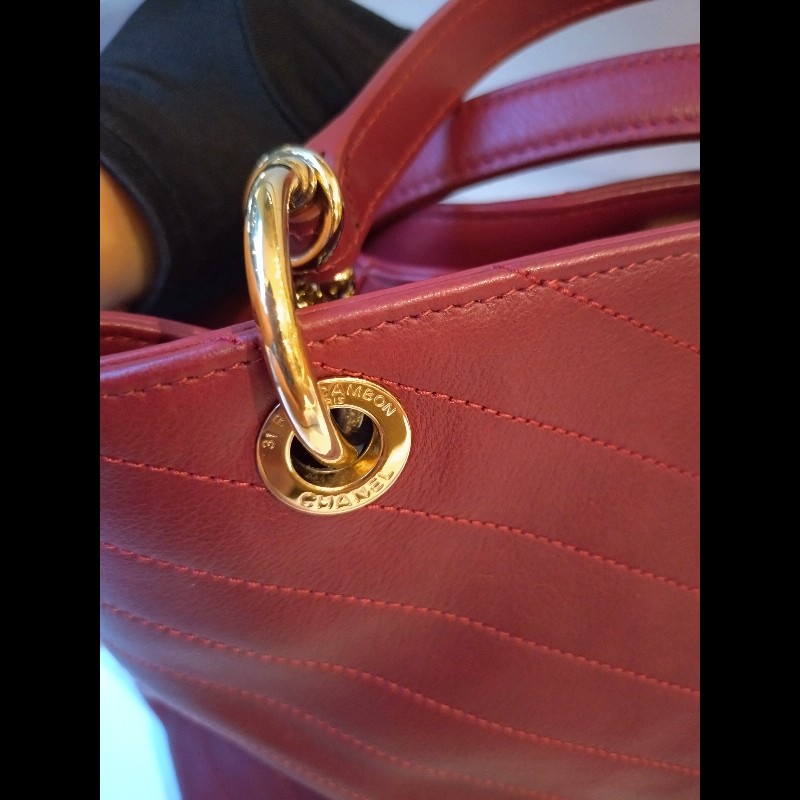 Chanel 淡金鍊酒紅皮V格兩用梯形tote 包-20