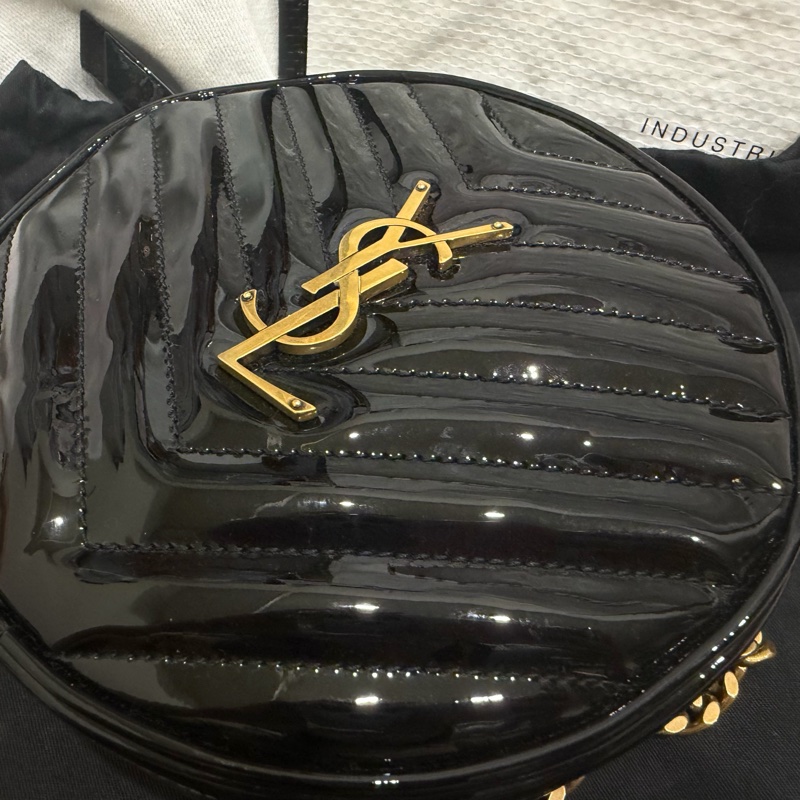 YSL 漆皮 圓餅包-3