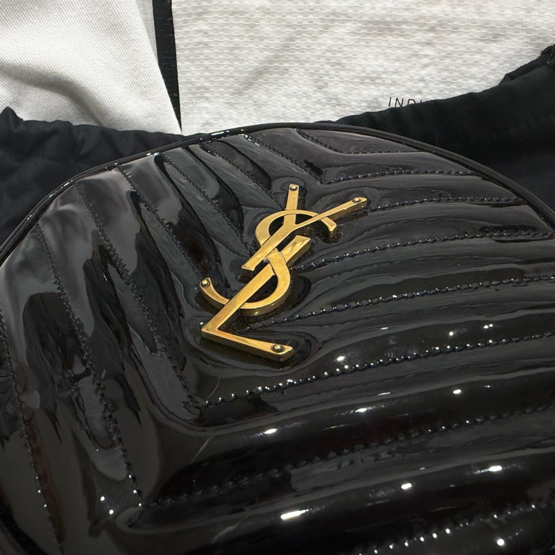 YSL 漆皮 圓餅包-14