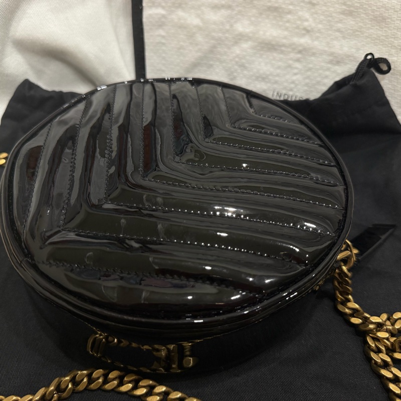 YSL 漆皮 圓餅包-15