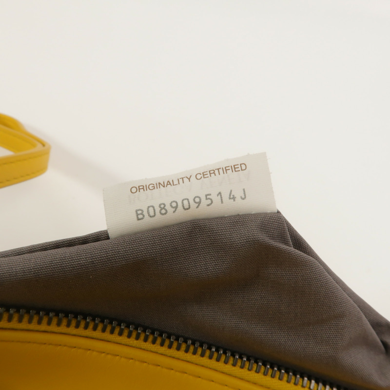 BOTTEGA VENETA 牛皮皮革Clutch手拿包-9