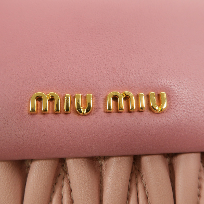 Miu Miu 羊皮皮革Matelasse Wallet錢包-9
