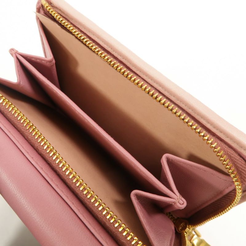 Miu Miu 羊皮皮革Matelasse Wallet錢包-17