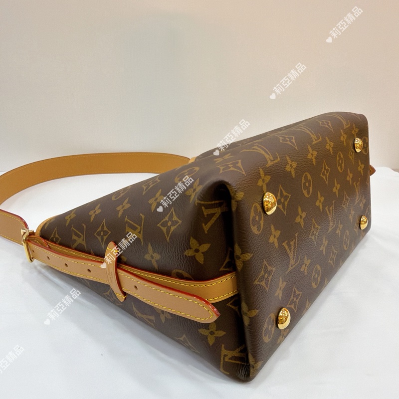 莉亞精品♡Lv Carryall PM 二手-4