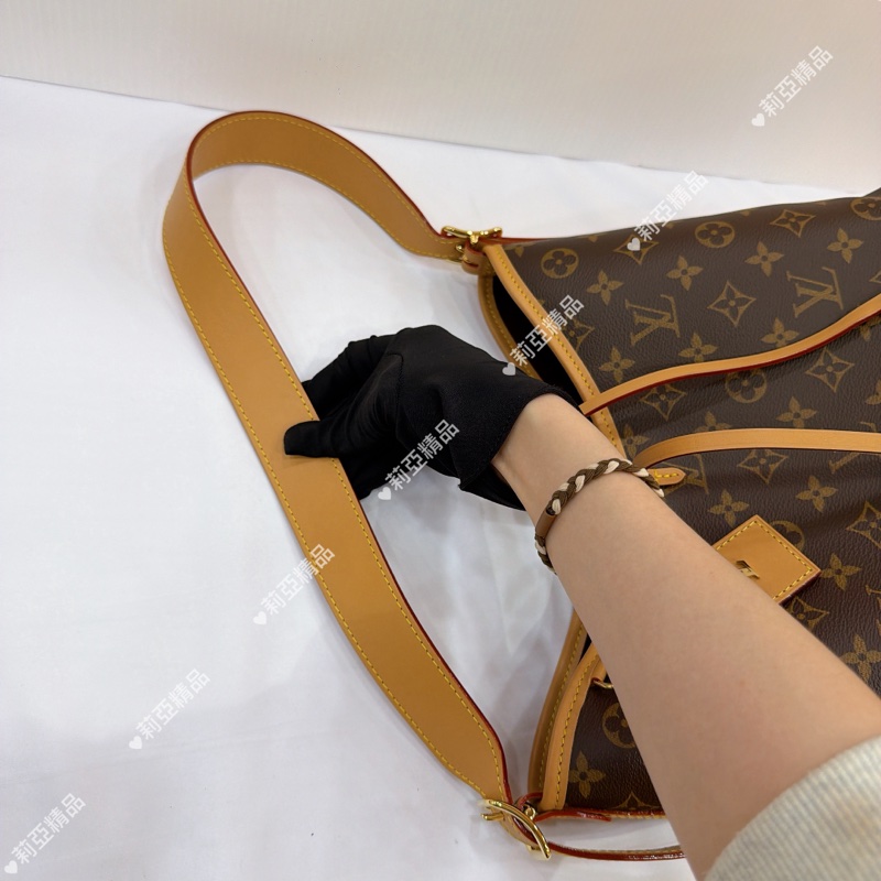 莉亞精品♡Lv Carryall PM 二手-8