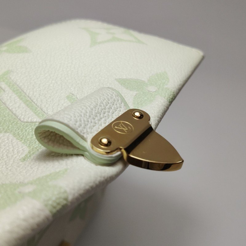 Louis Vuitton (LV) Favorite牛皮拼色老花Logo標誌牌斜背包包肩包晶片款-11