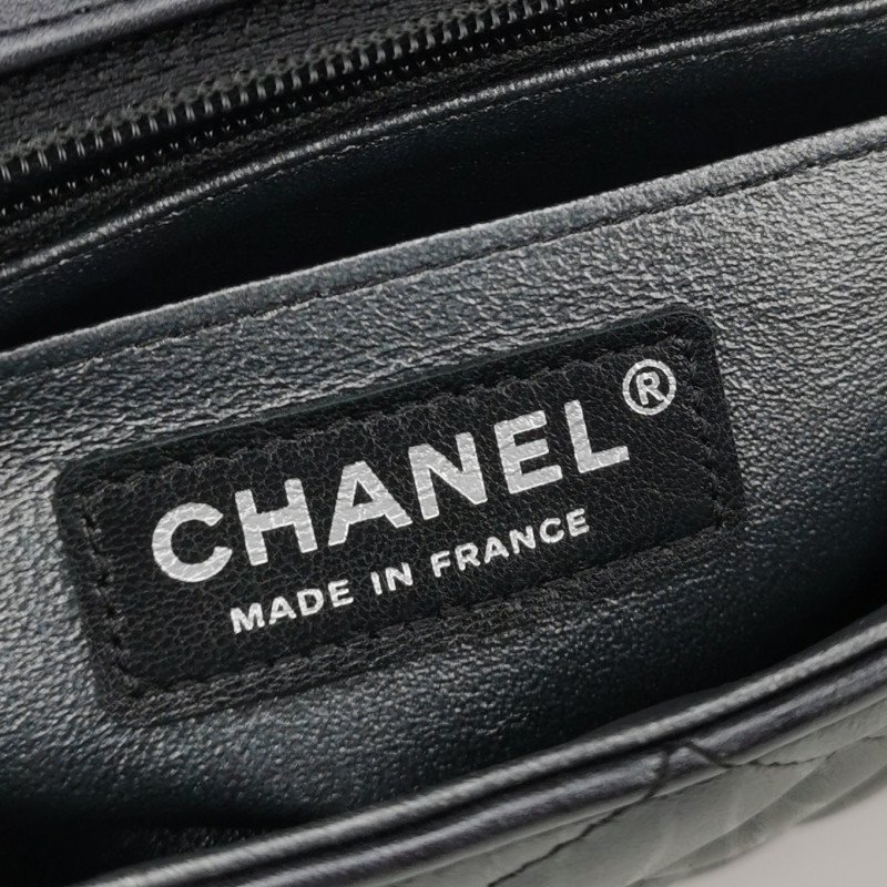 Chanel Classic Flap 經典款大mini牛皮菱格絎縫雙C扣皮穿鏈斜背包單肩包-7