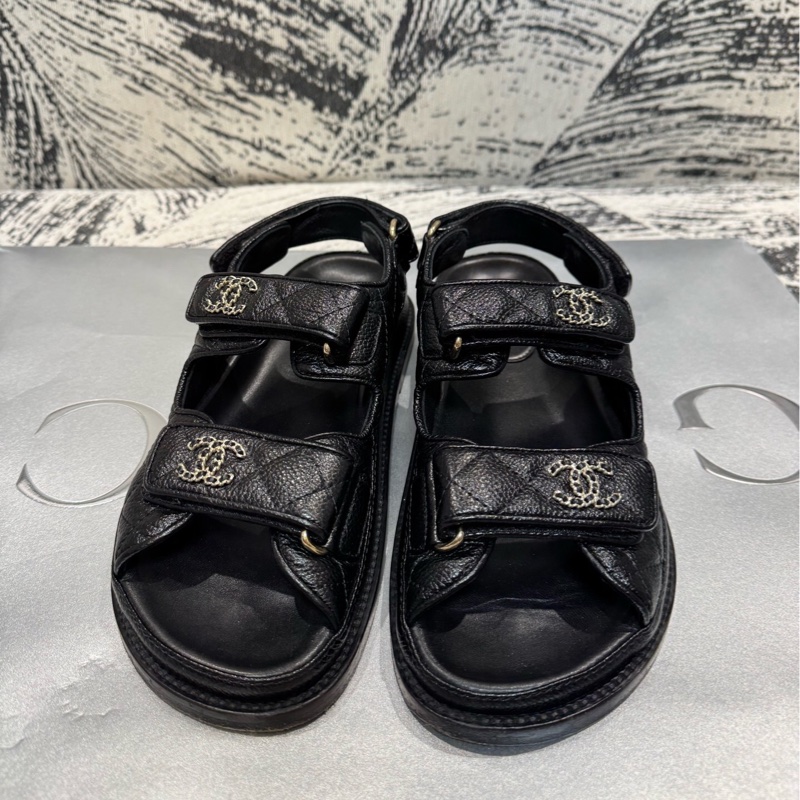 Chanel 香奈兒  沙灘涼鞋黑金36c-0