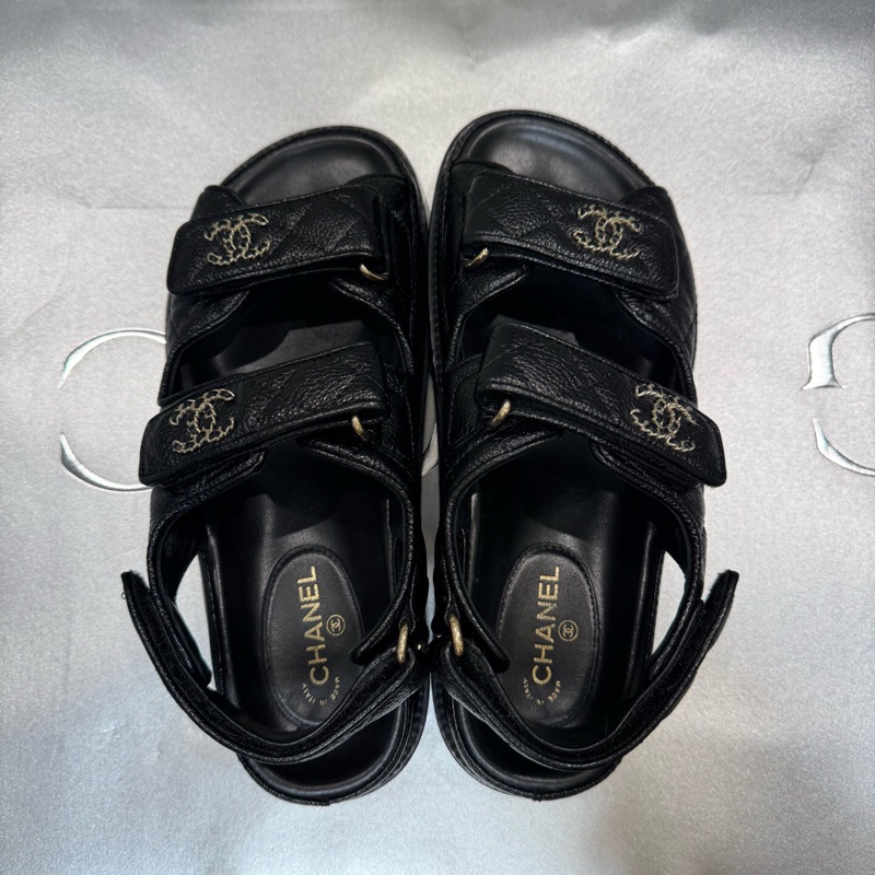 Chanel 香奈兒  沙灘涼鞋黑金36c-1