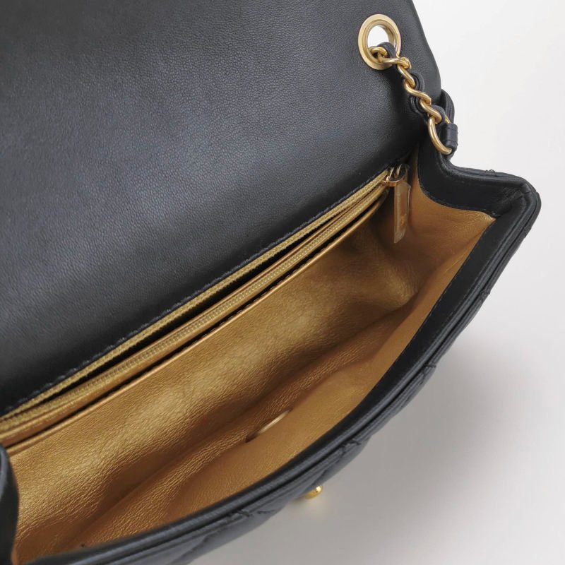 Chanel Classic Flap 季節限定款大mini羊皮金球菱格絎縫雙C扣皮穿鏈斜挎包單肩包-6