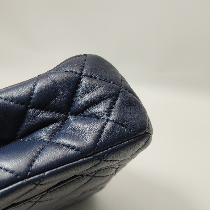 Chanel Classic Flap 季節限定款大mini羊皮金球菱格絎縫雙C扣皮穿鏈斜挎包單肩包-23