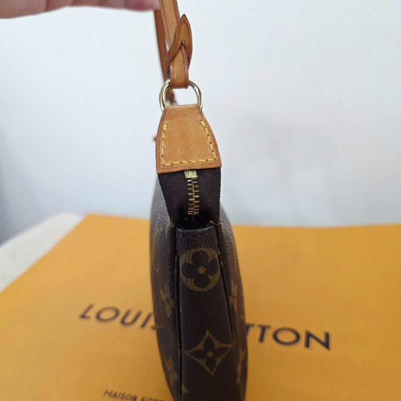母親節感恩月特惠 Louis Vuitton原花大款麻將包  手提包/腋下包/斜背包 大手機可入就是好包-17