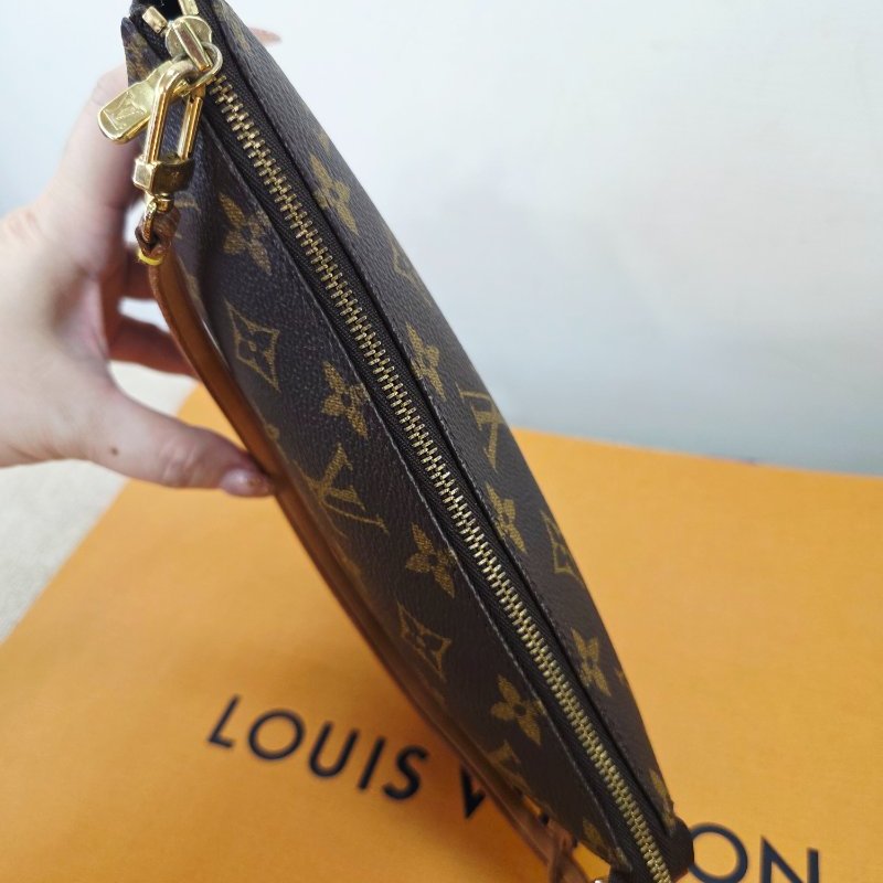 母親節感恩月特惠 Louis Vuitton原花大款麻將包  手提包/腋下包/斜背包 大手機可入就是好包-22