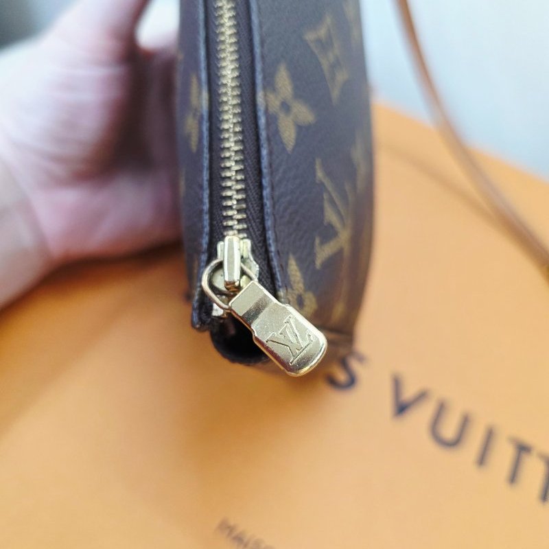 母親節感恩月特惠 Louis Vuitton原花大款麻將包  手提包/腋下包/斜背包 大手機可入就是好包-23