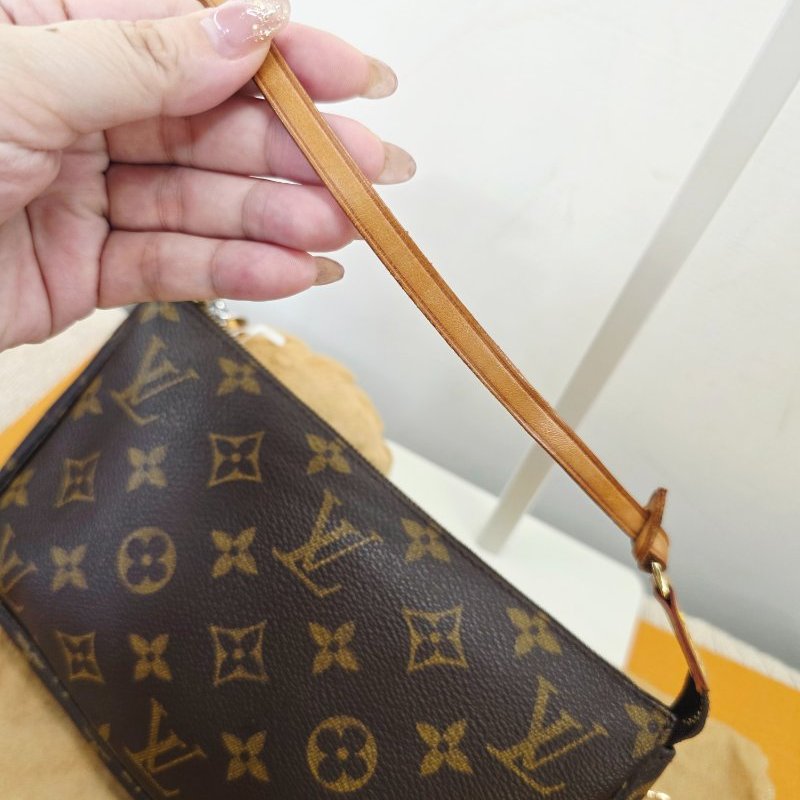 母親節感恩月特惠 Louis Vuitton原花大款麻將包  手提包/腋下包/斜背包 大手機可入就是好包-34