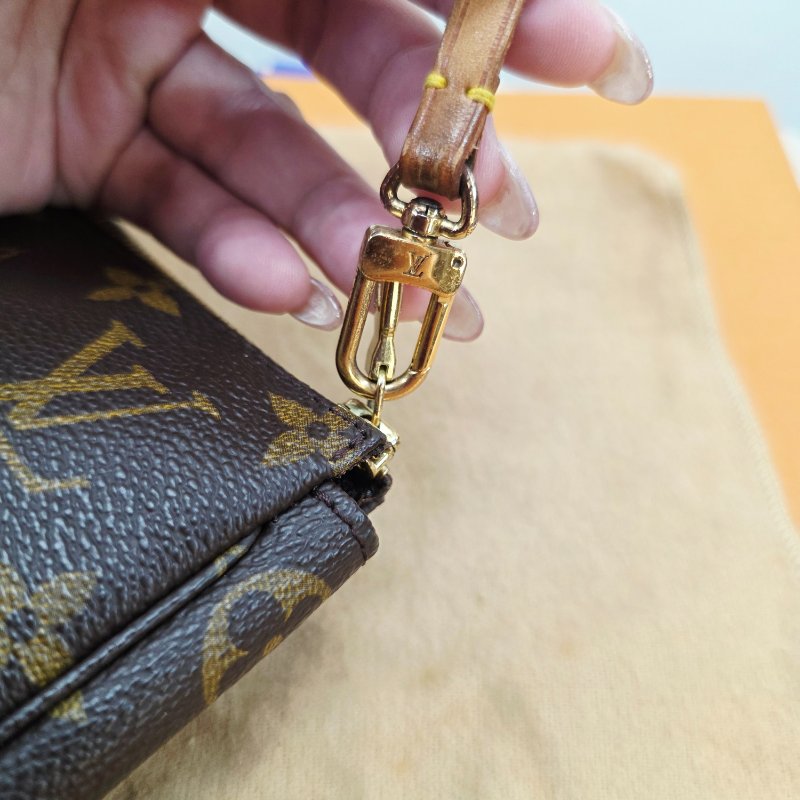 母親節感恩月特惠 Louis Vuitton原花大款麻將包  手提包/腋下包/斜背包 大手機可入就是好包-44