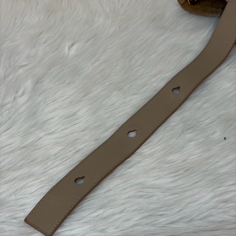 LOEWE 軟面小牛皮 mini 沙色 Pebble 金釦 水桶包 手提包 斜背包-25