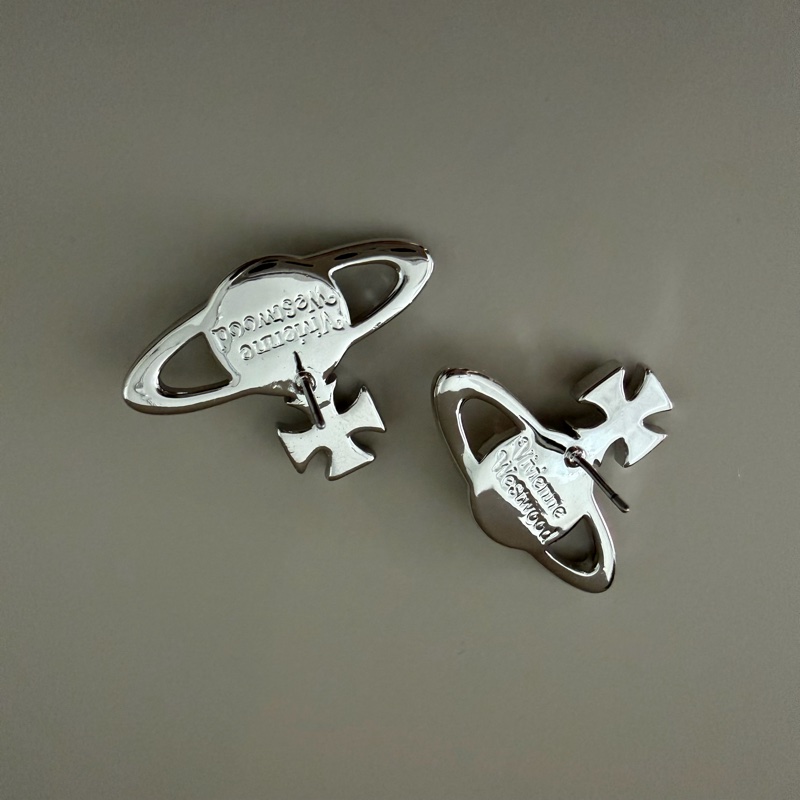 Vivienne Westwood🪐 Mayfair Bas Relief Earrings經典款耳環 卯釘設計-5