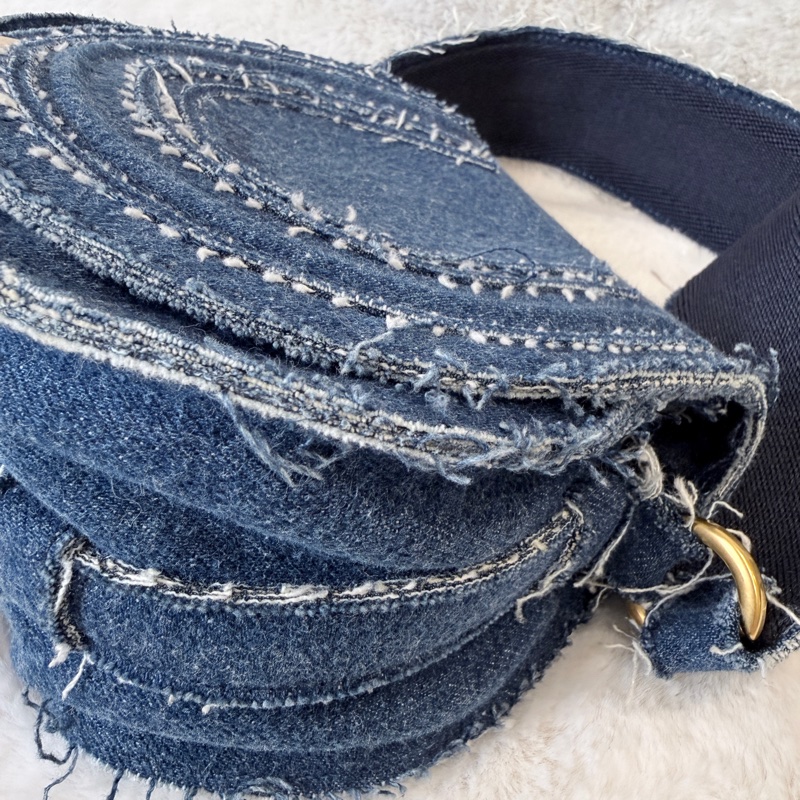CHLOE✨Marcie Saddle 丹寧牛仔鈴鼓包斜背包馬鞍包-8