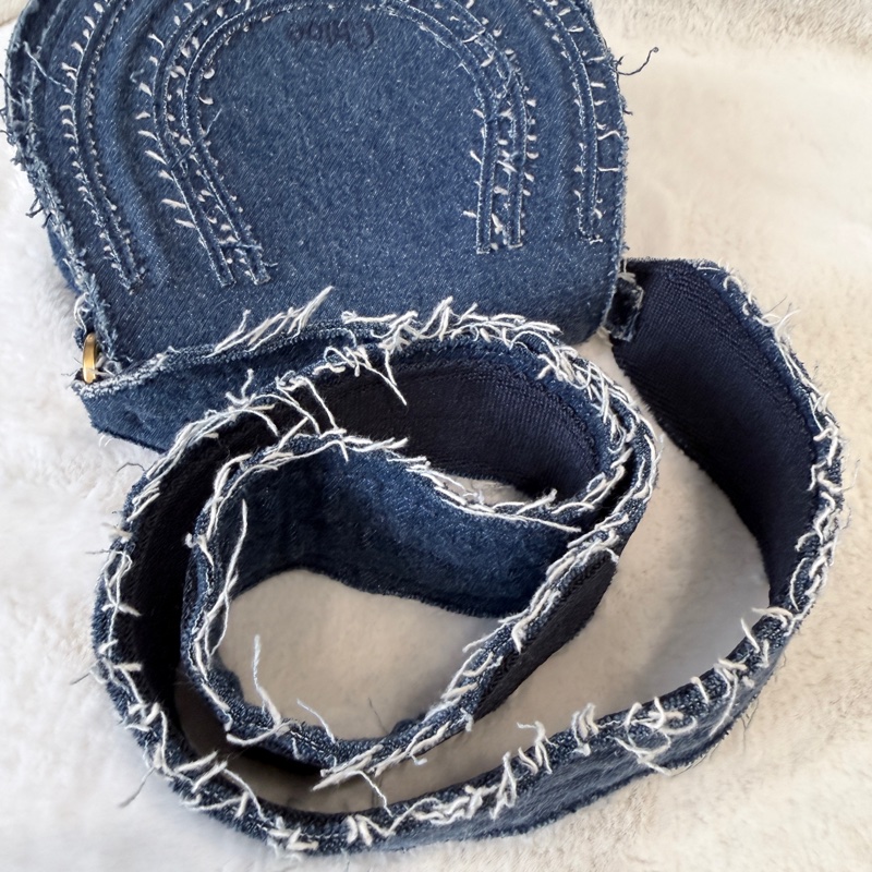 CHLOE✨Marcie Saddle 丹寧牛仔鈴鼓包斜背包馬鞍包-14