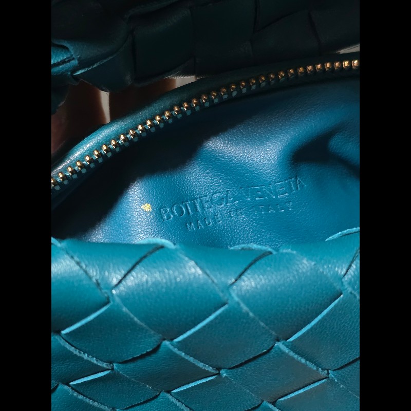 [全新]Bottega Veneta BV Mini Jodie 小羊皮 孔雀藍-9