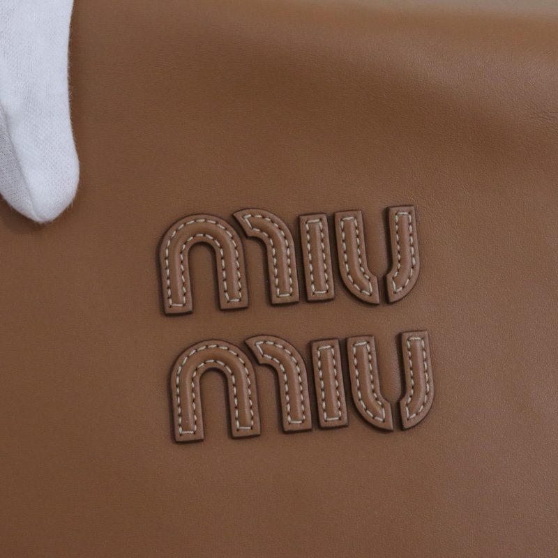 99新Miumiu 繆繆 ivy 乾邑色 tote購物袋 ，芯片款尺寸34-4