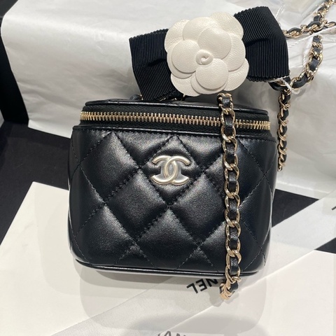 Chanel 香奈兒山茶花小盒子31開帶卡