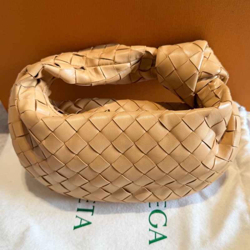 Bottega veneta 奶茶色Jodie Mini  配塵袋-0