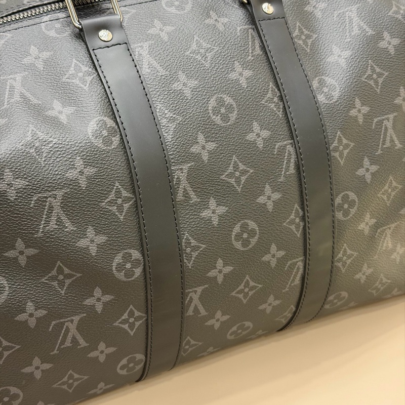 Louis Vuitton路易威登 keepall45 黑老花斜挎包旅行袋 配件有皮牌+手柄環+肩帶。-12