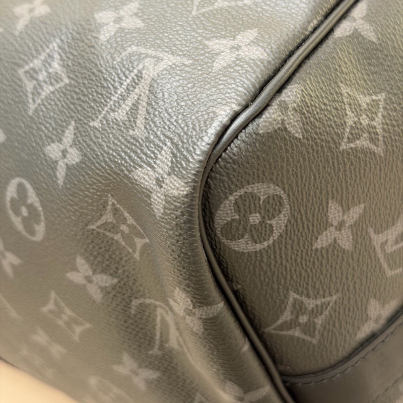 Louis Vuitton路易威登 keepall45 黑老花斜挎包旅行袋 配件有皮牌+手柄環+肩帶。-16