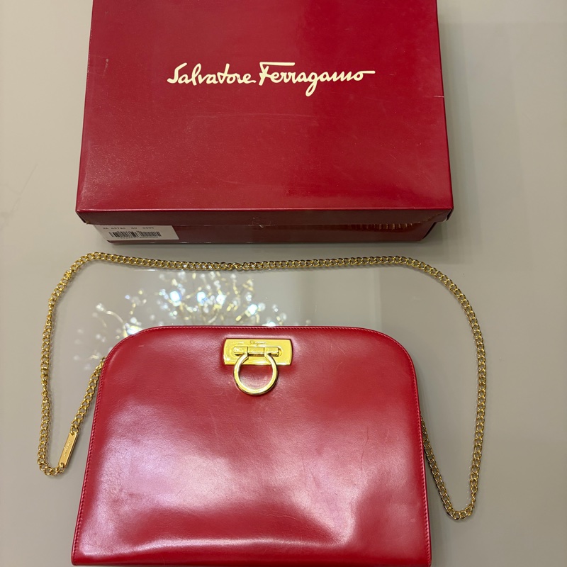 Ferragamo 正紅色鏈袋肩背手拿包-0