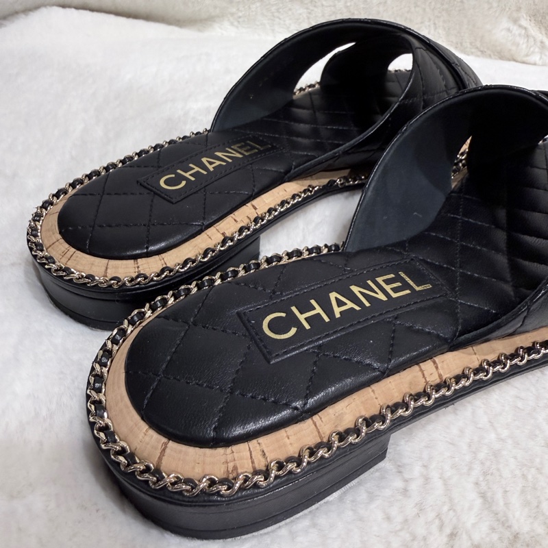 CHANEL✨2025鏈條菱格紋皮革交叉拖鞋 #39-7