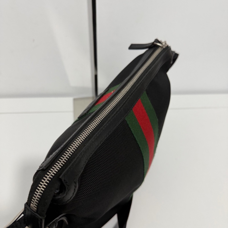 Gucci 古馳  男士黑色斜挎包 27✖️29 無配件-5