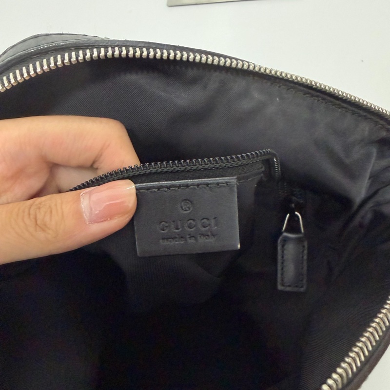 Gucci 古馳  男士黑色斜挎包 27✖️29 無配件-6