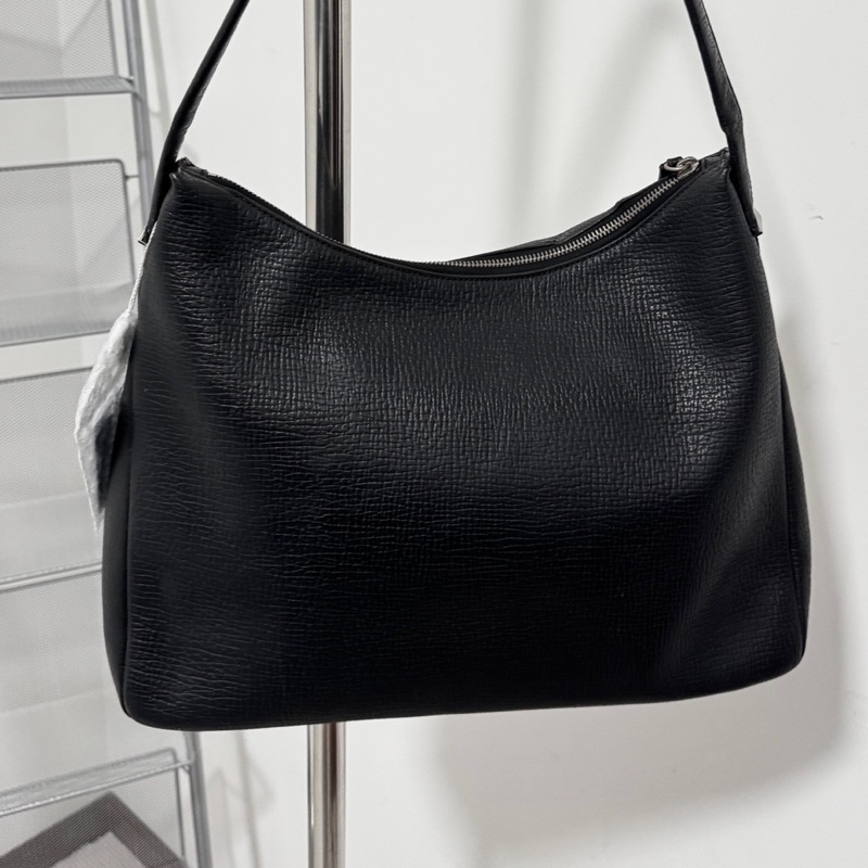 loewe羅意威 黑色hobo腋下包 34x26-1