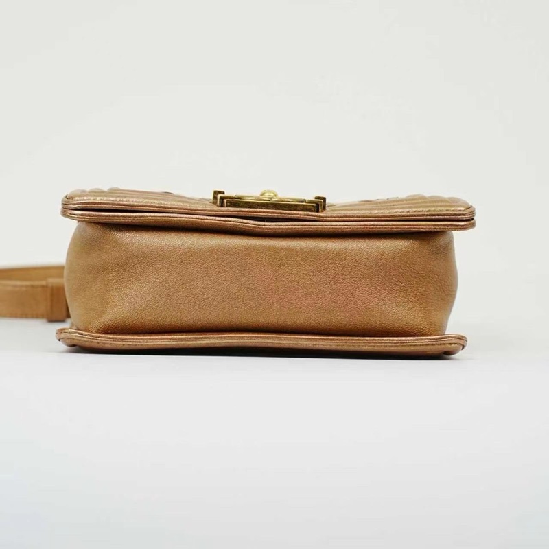 Chanel • Le Boy 20 金色金釦杜拜宮廷系列 小號-9