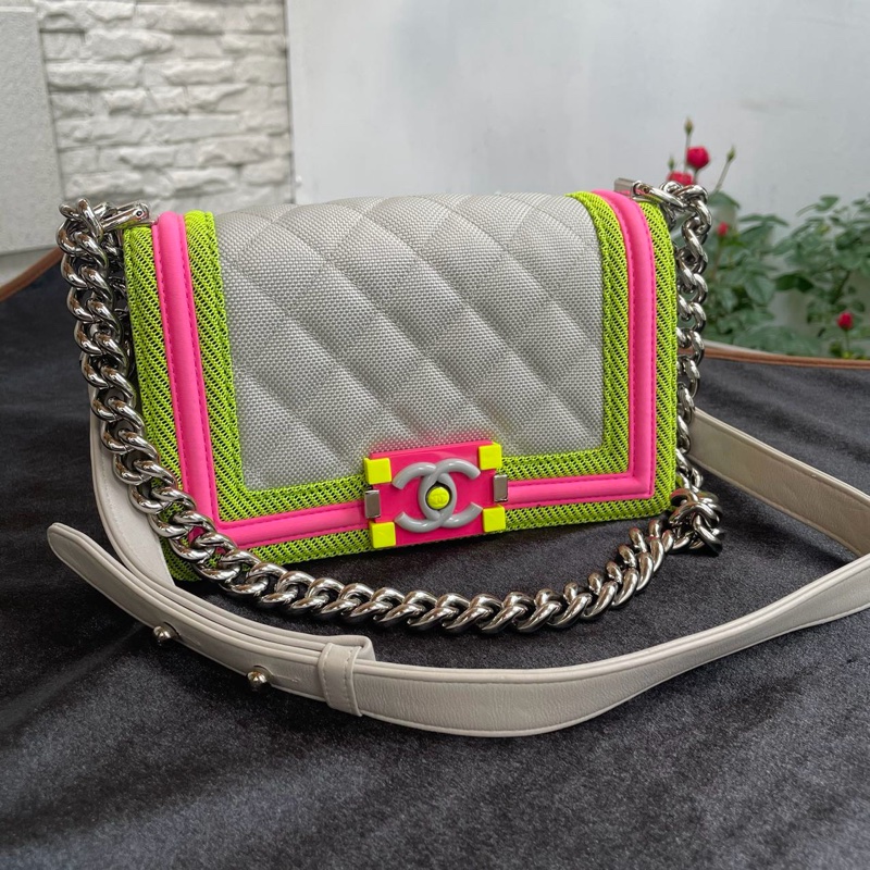 Chanel • Le Boy 20 稀有尼龍大象灰拼粉螢光色 小號-2