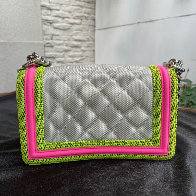 Chanel • Le Boy 20 稀有尼龍大象灰拼粉螢光色 小號-6