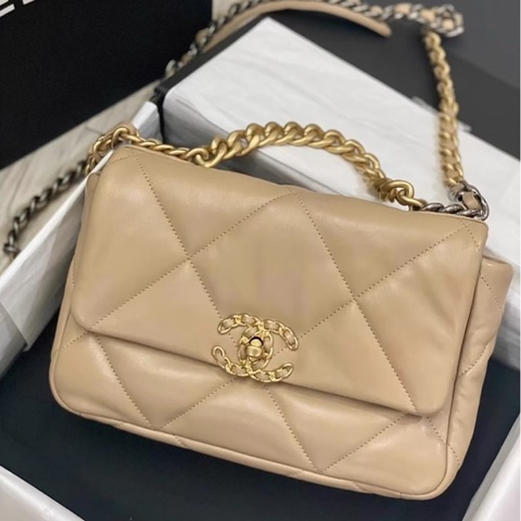 99新全配❤️ 香奈兒 #19bag #奶茶色 #金釦 #小號