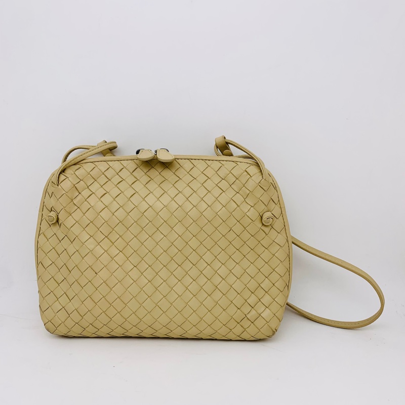 Bottega Veneta （葆蝶家）編織斜挎包 尺寸：28*20*6-1