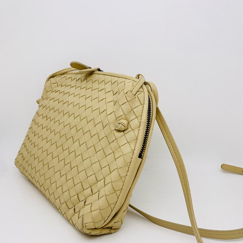 Bottega Veneta （葆蝶家）編織斜挎包 尺寸：28*20*6-2