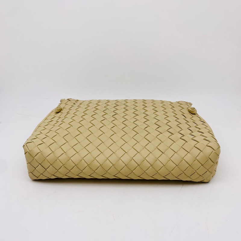Bottega Veneta （葆蝶家）編織斜挎包 尺寸：28*20*6-5