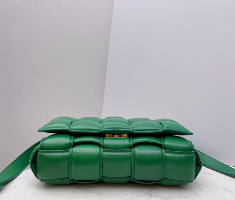 葆蝶家/Bottega Veneta 深綠色五格羊皮 編織枕頭包小方包斜挎包-5