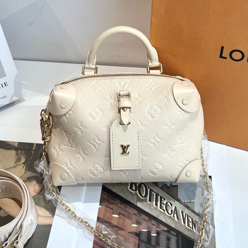 Louis Vuitton 路易威登 白色八角盒子斜挎包 20s-1